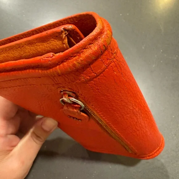 Chloé Orange Leather Continental Wallet in GUC - Picture 5 of 14